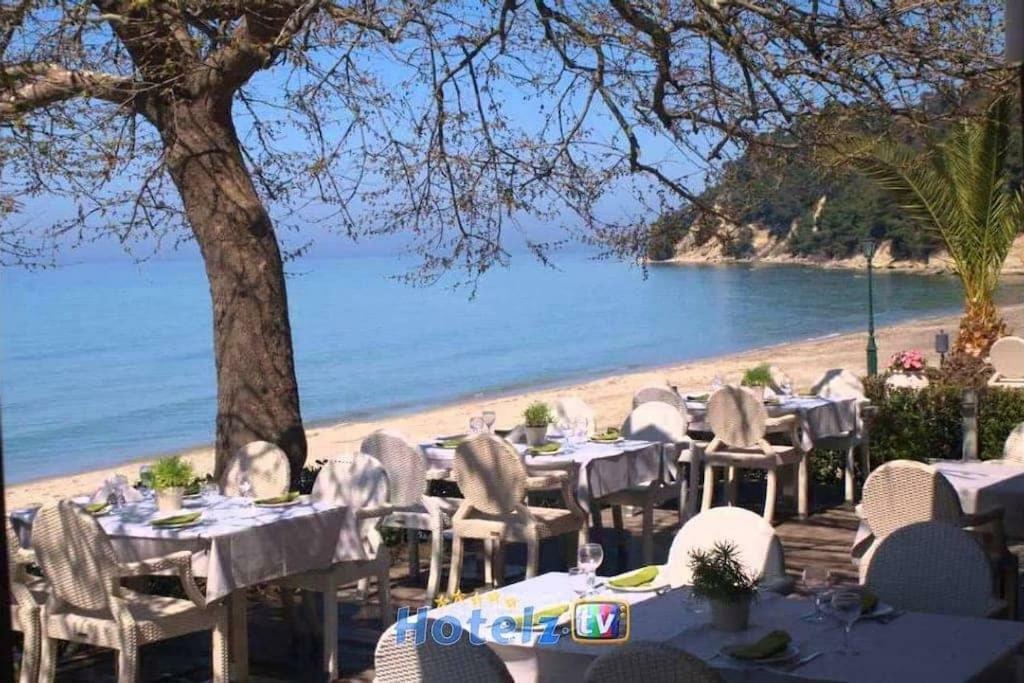 Seaside Beach House Siviri Buitenkant foto